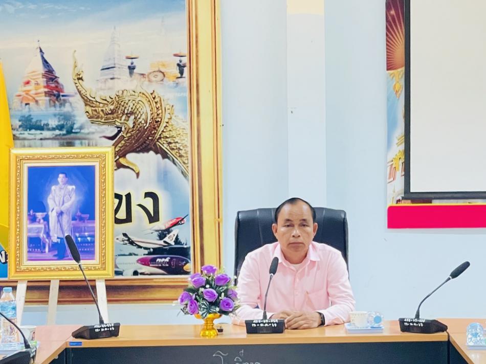 วันที่ ๔ มีนาคม ๒๕๖๘ นายสมคิด ลังกา นายกองค์การบริหารส่วนตำบลโพธิ์ตาก คณะผู้บริหารฯ ปลัด อบตฯ สำนักงานทรัพยากรน้ำบาดาล เขต ๑๐ (อุดรธานี) และกลุ่มผู้ใช้น้ำบาดาลขนาดใหญ่ฯ เข้าร่วมประชุมการลงพื้นที่ตรวจสอบการดำเนินงานโครงการจัดหาน้ำบาดาล ขนาดใหญ่แก้ไขปัญหาภัยแล้งอันเนื่องมาจากพระราชดำริตำบลโพธิ์ตากและตำบลนาทราย  ระยะที่ ๑ (งบกลางและเงินกองทุนพัฒนาน้ำบาดาล) ปีงบประมาณ พ.ศ. ๒๕๖๔ - ๒๕๖๖ ณ ห้องประชุมสภาองค์การบริหารส่วนตำบลโพธิ์ตาก