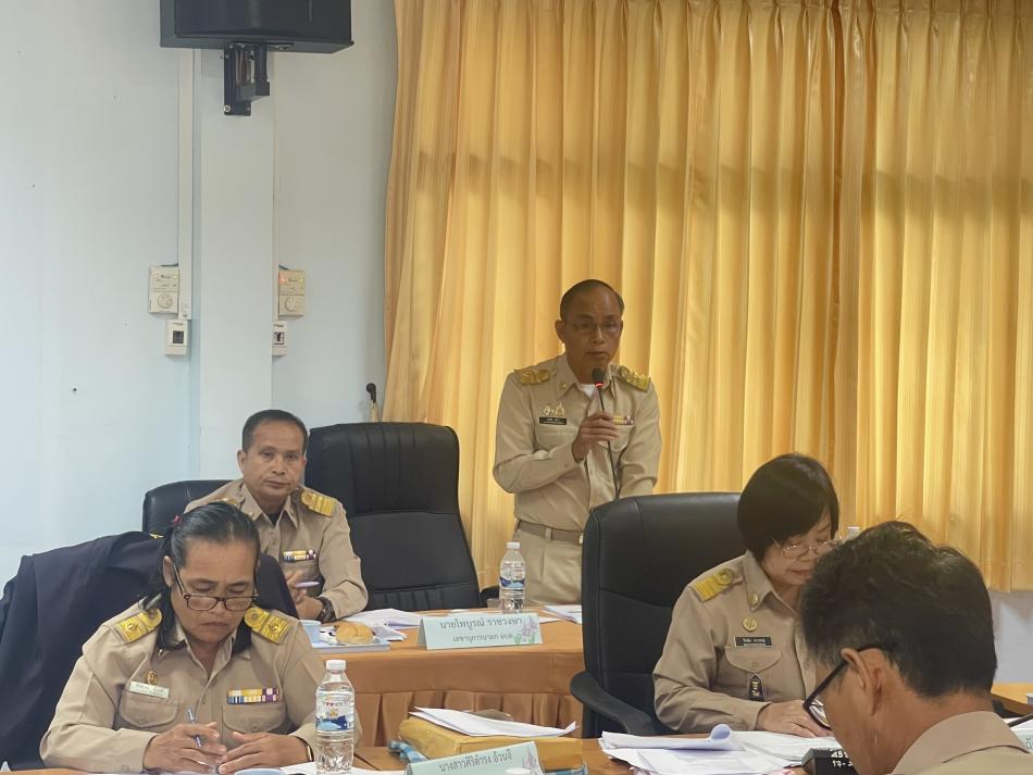 วันที่ ๑๕ สิงหาคม ๒๕๖๘ นายสมคิด ลังกา นายกองค์การบริหารส่วนตำบลโพธิ์ตาก คณะผู้บริหารฯ ปลัด อบต.ฯ ประธานสภาฯ รองประธานสภาฯ สมาชิกสภาฯ หัวหน้าส่วนราชการ และผู้ใหญ่บ้าน ประชุมสภาองค์การบริหารส่วนตำบลโพธิ์ตาก สมัยสามัญ  สมัยที่ ๓ ประจำปี พ.ศ.๒๕๖๘ ครั้งที่ ๒ ณ ห้องประชุมสภาองค์การบริหารส่วนตำบลโพธิ์ตาก อำเภอเมืองนครพนม จังหวัดนครพนม